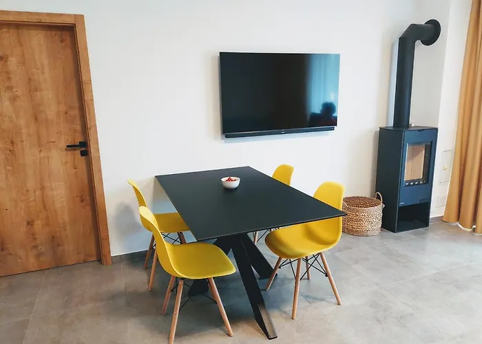 Jura Apartman *